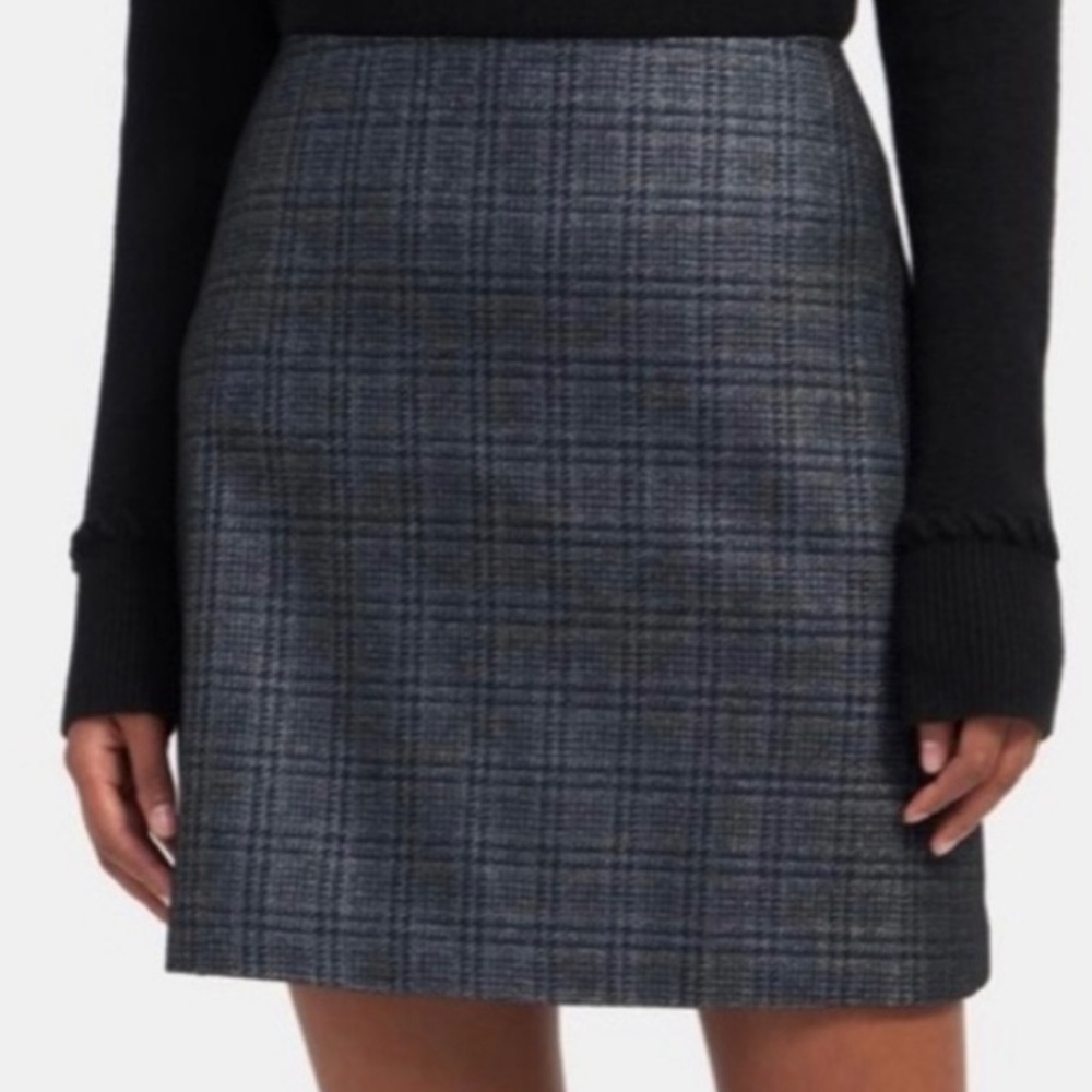 THEORY Highwaist Navy Multi Brady Plaid Skirt. Size 2